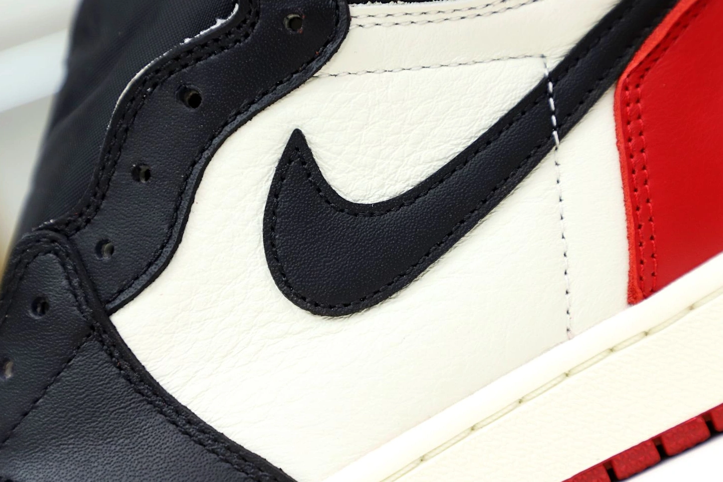 RETRO OG AIR HIGH TOE' 'BRED JORDAN 1 0114